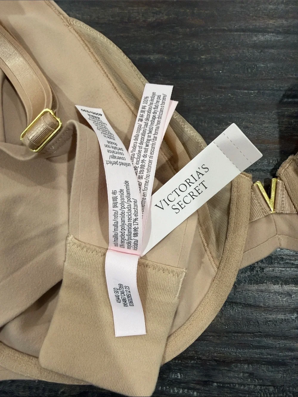 Victoria's Secret Beige Underwire Full-Coverage Bra size 40DD
